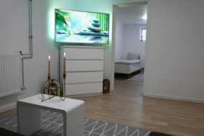 Elegant & Cozy Flat Near Volvo, Göteborg